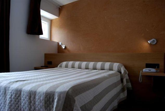 Hotel De France Le Bessat Pokoj fotografie